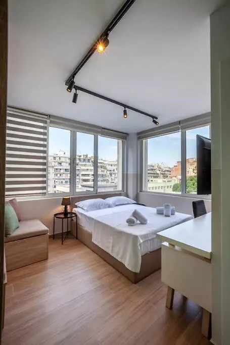 City Nest 5 At Thessaloniki Center 2P 0*,